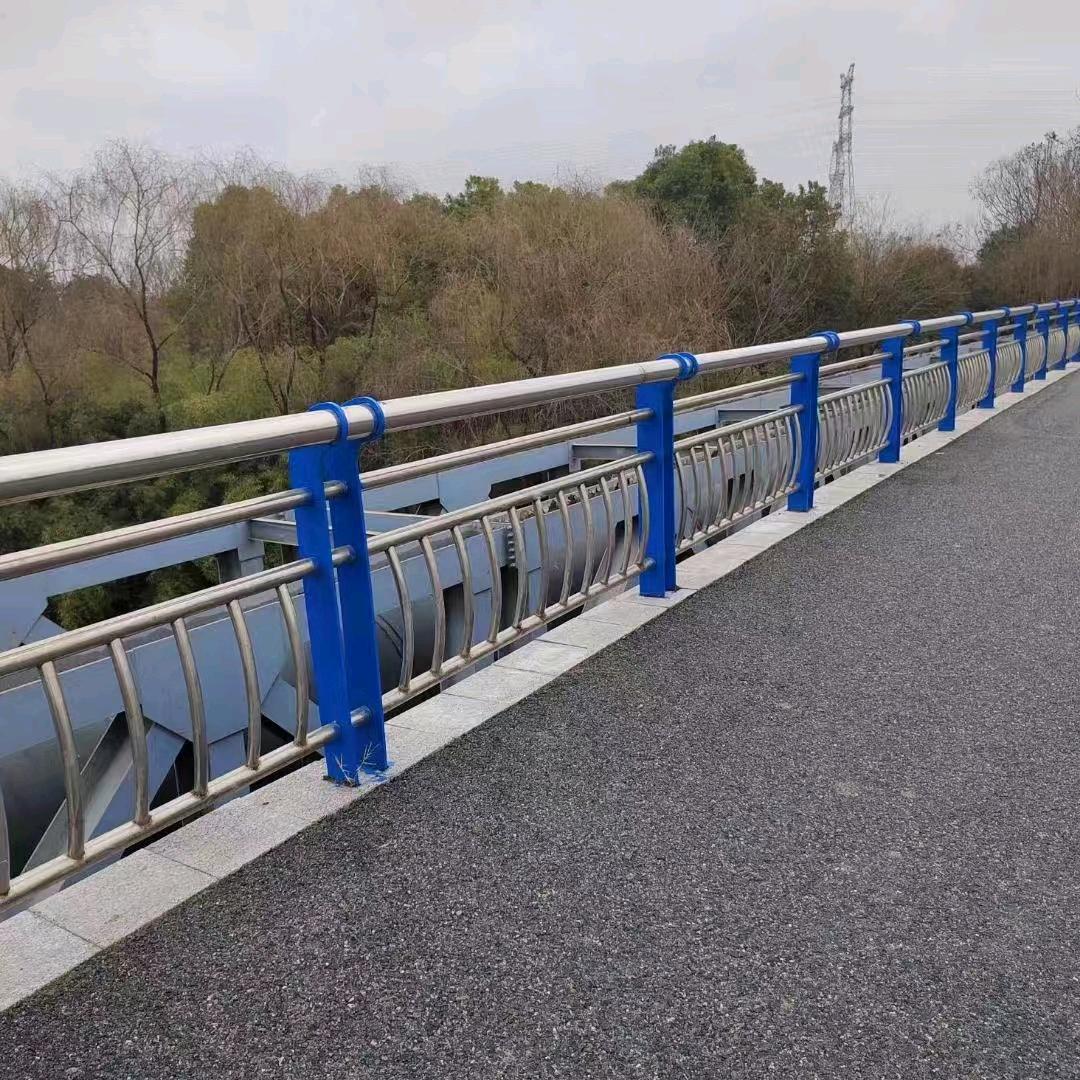 不锈钢复合管护栏厂