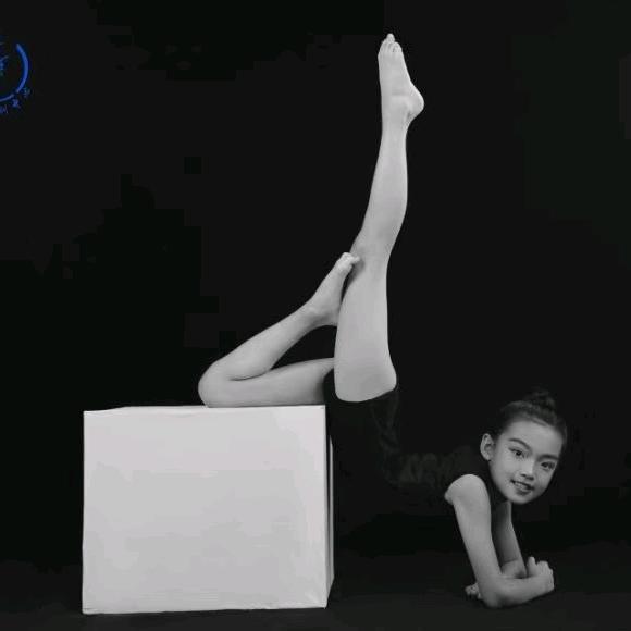 小萌妹