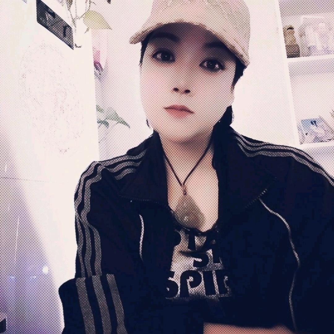 毛毛虫静静