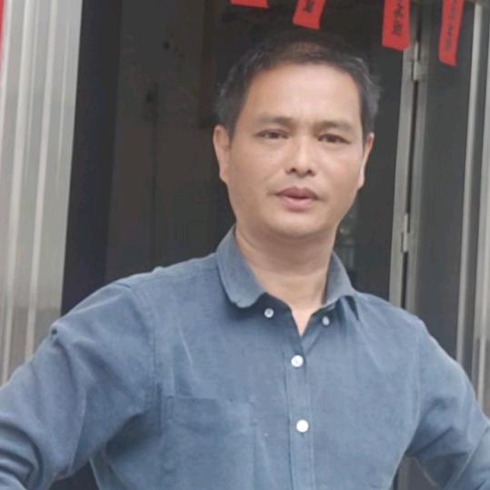 废品大哥在深圳，肖生。
