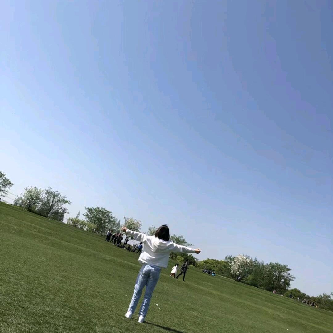 喜欢玩毛线的乐一