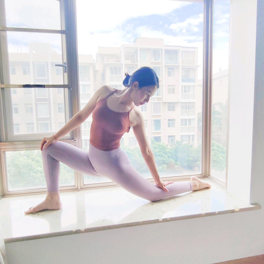 蒙自塑形瑜伽~小茹