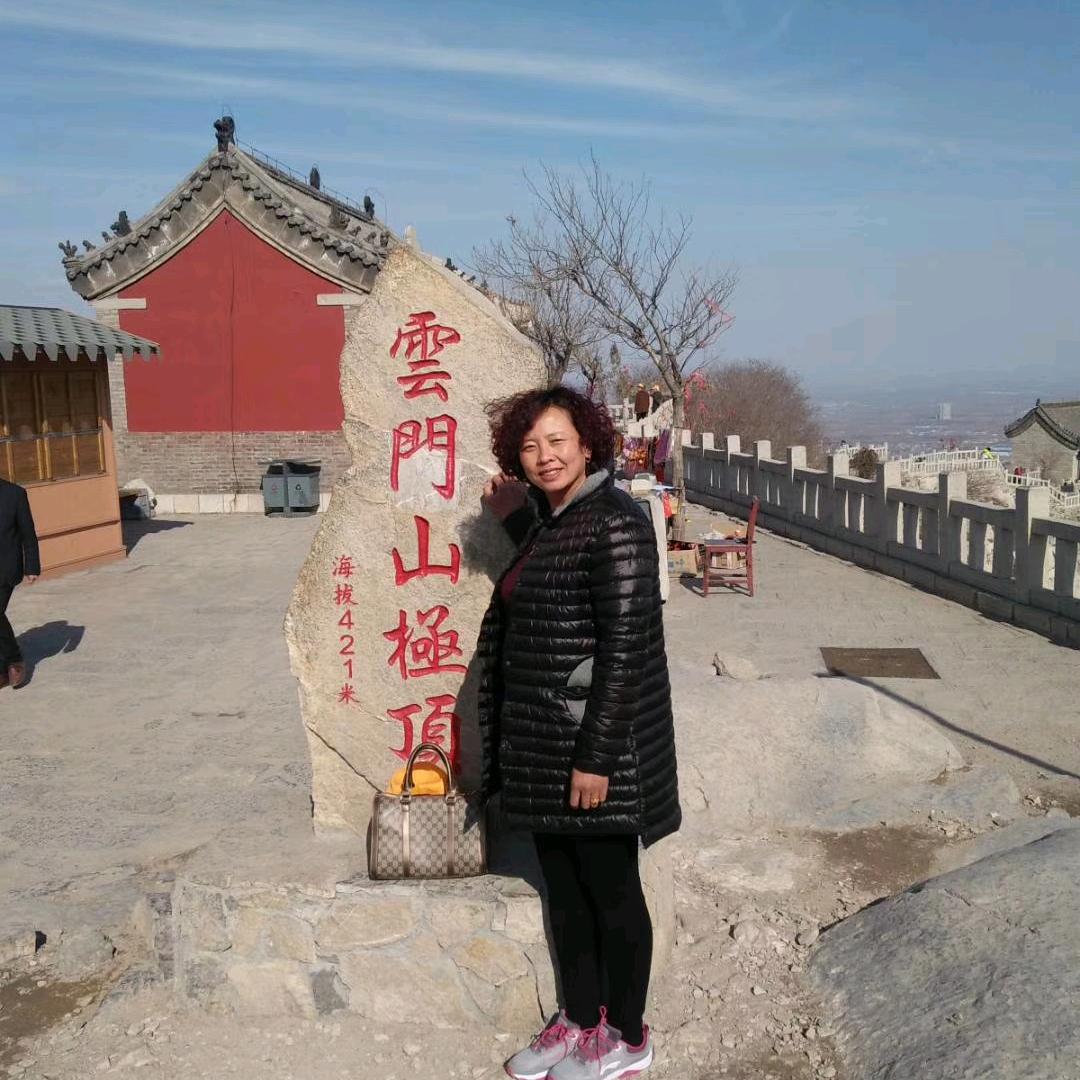 傅妮