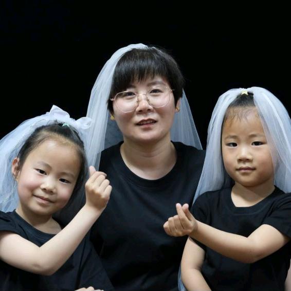 小满小雨妈妈