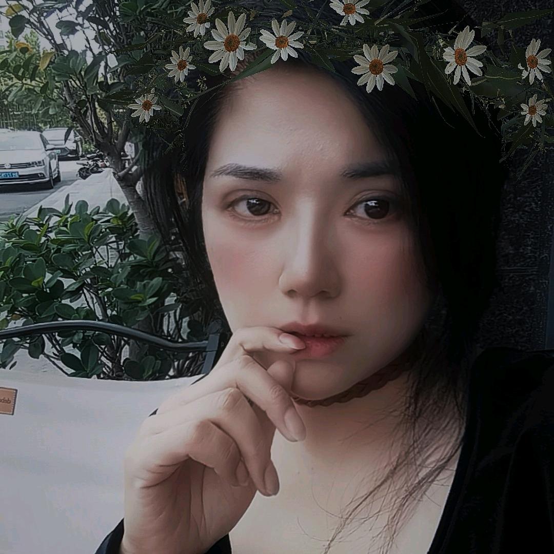 ，静静的