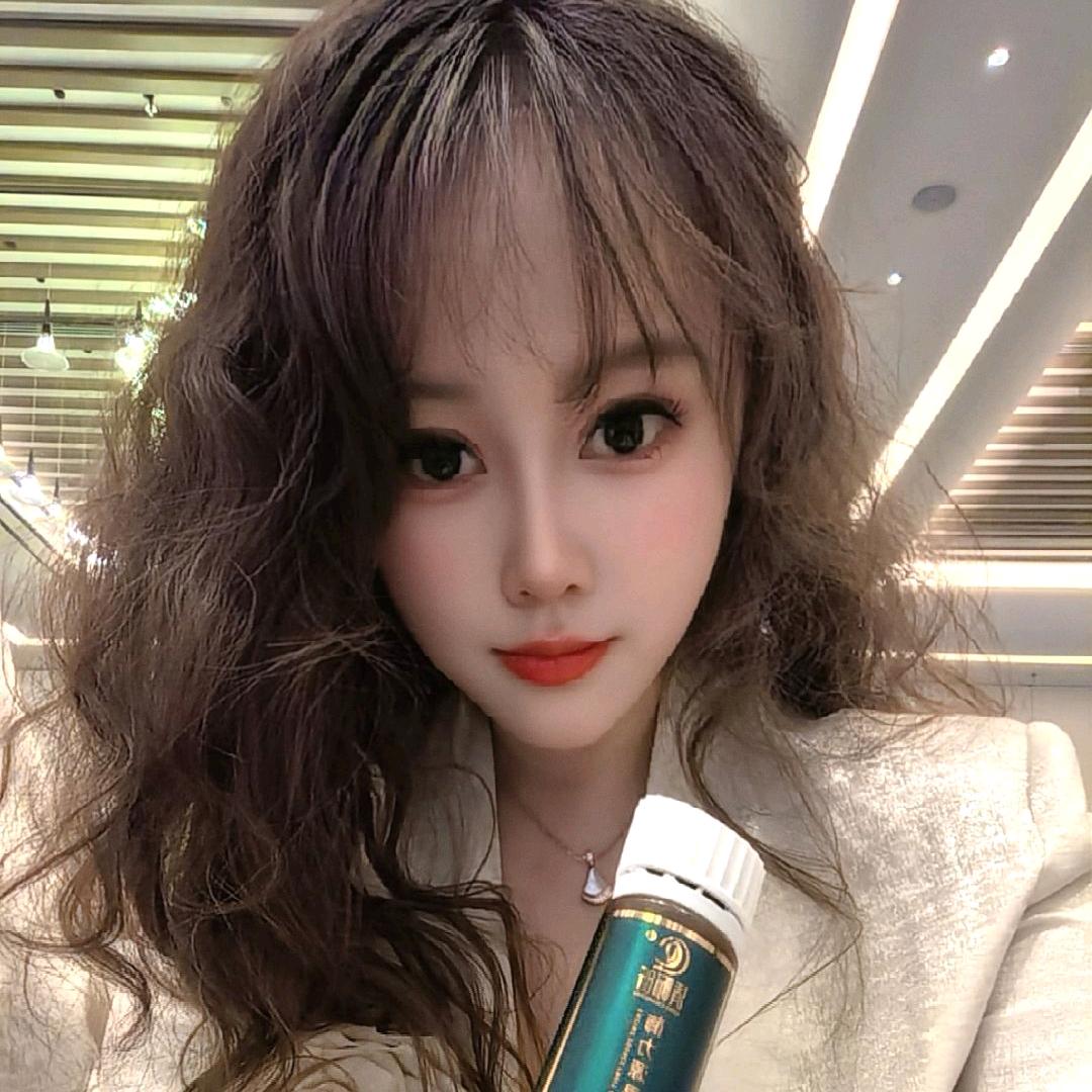 韵百年经络泡中式智能养生新品发布 程钰涵