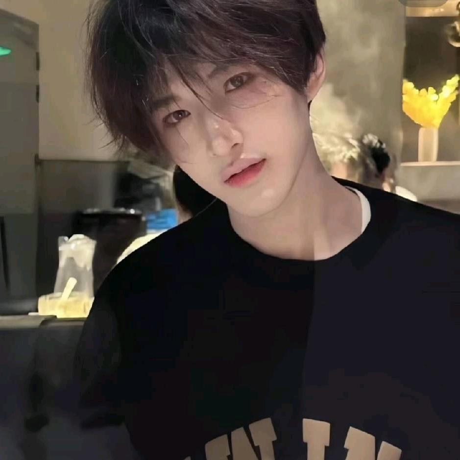 小熊.