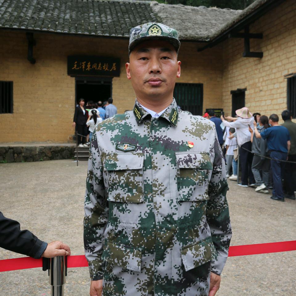 最美退役军人谭周军