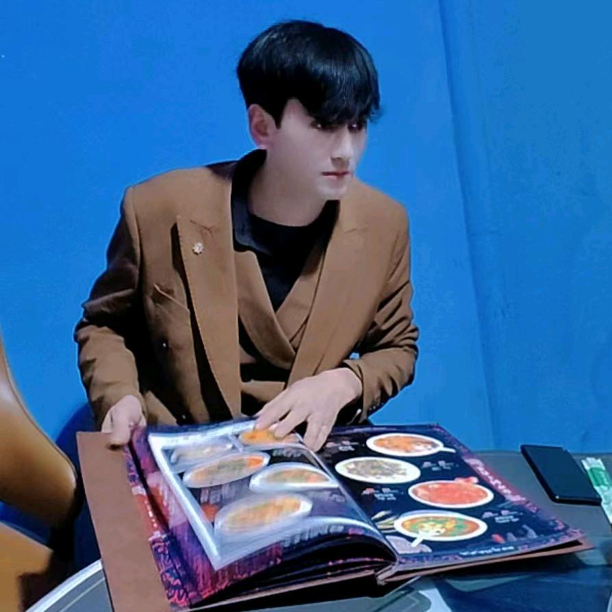 ❤🔥艾尼瓦尔🔥♥