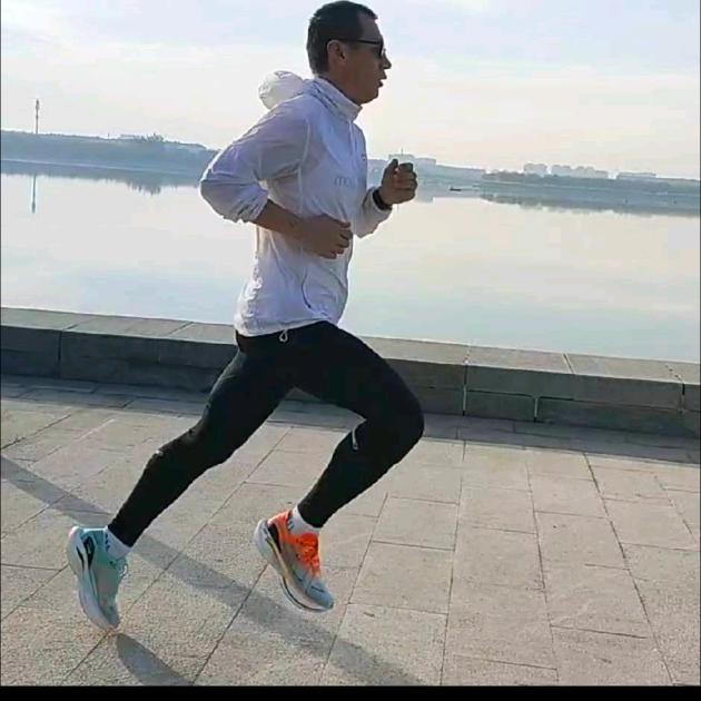 何仙姑夫🏃‍♂️💨💨²¹.⁰⁹⁷⁵