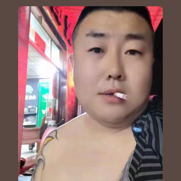 @亮亮
