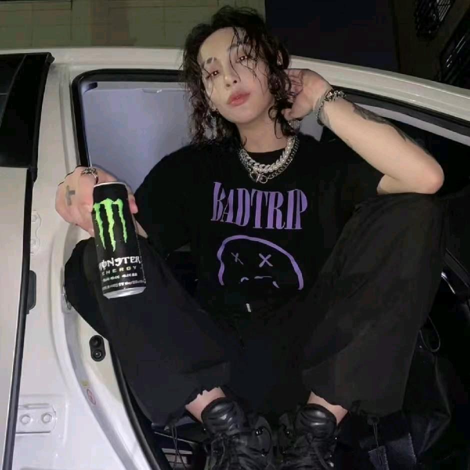 阿笙_(成都佩佩独家组局营销团队总监）