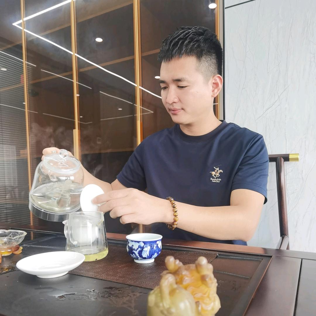 御剪煌庭
