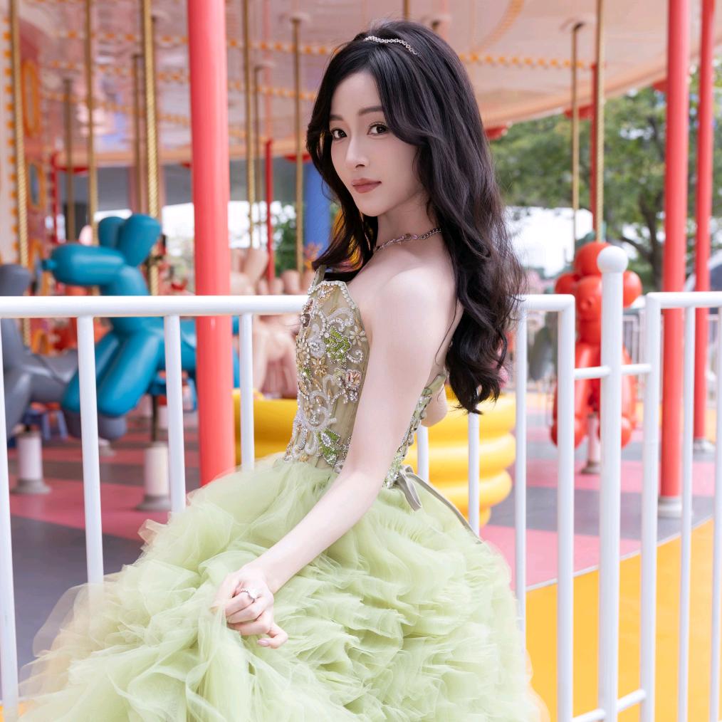 冷墨🥥₂₀₂₅