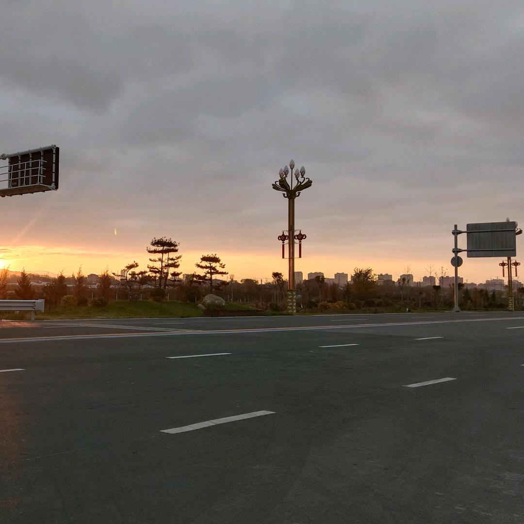 黑水娃（电脑，监控批发）