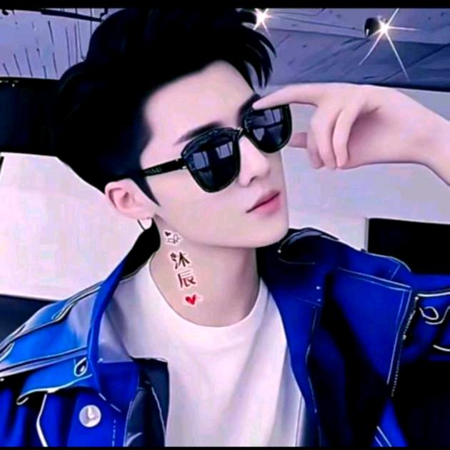 为了生活找富婆。