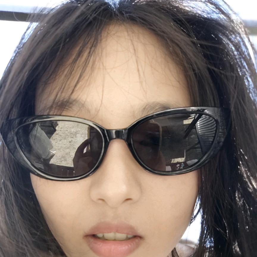 张嘻嘻～