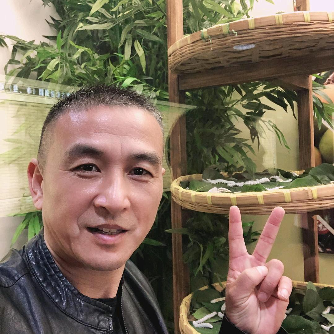 小鹏裤业