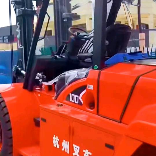阜阳市大姐叉车出租，搬家，机器定位