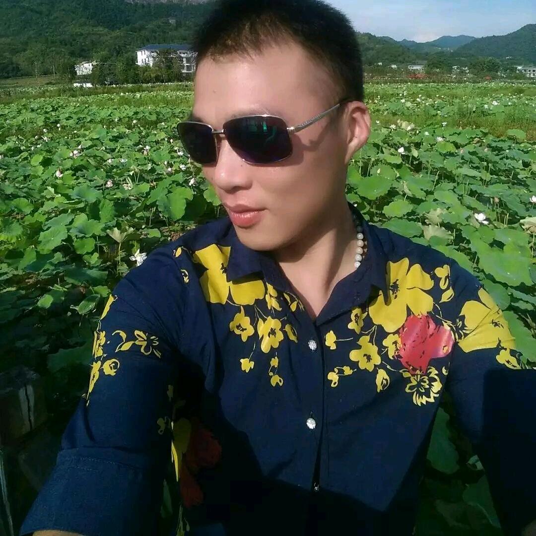 正能亮