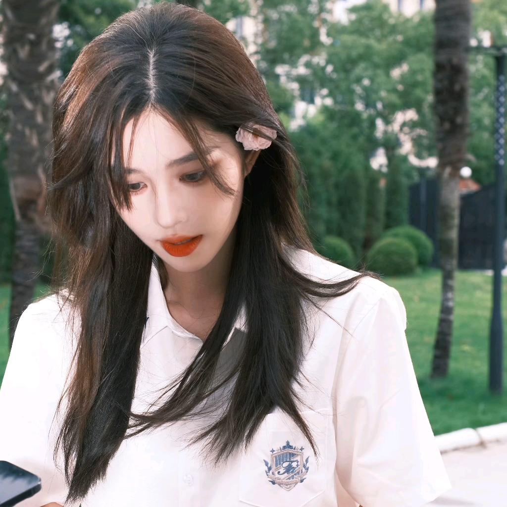 一个无聊的人。