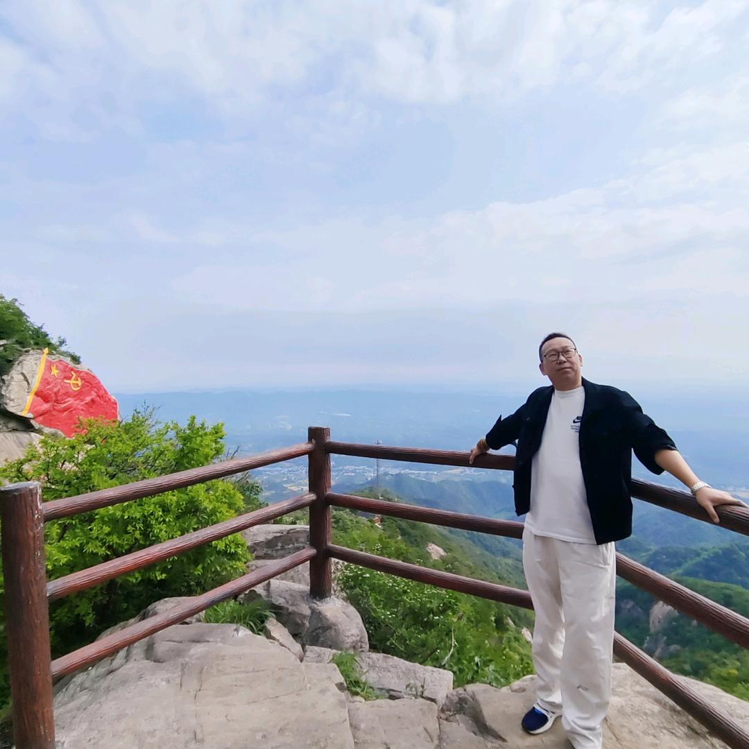 三一挖掘机总代理（河南）