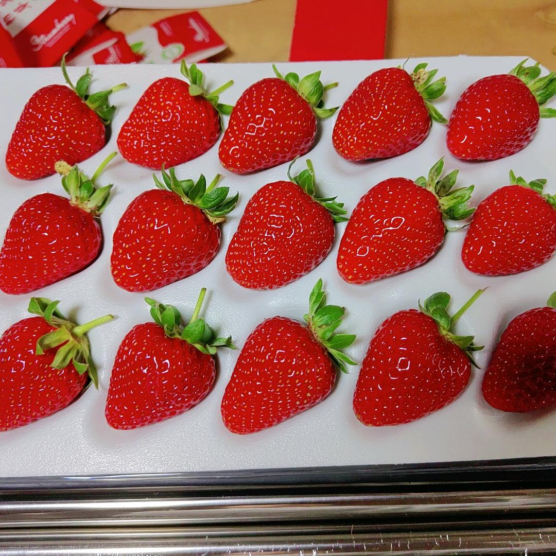 学巧精选自然熟草莓🍓