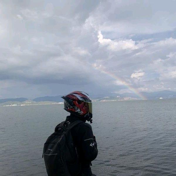 少年得志易翻船