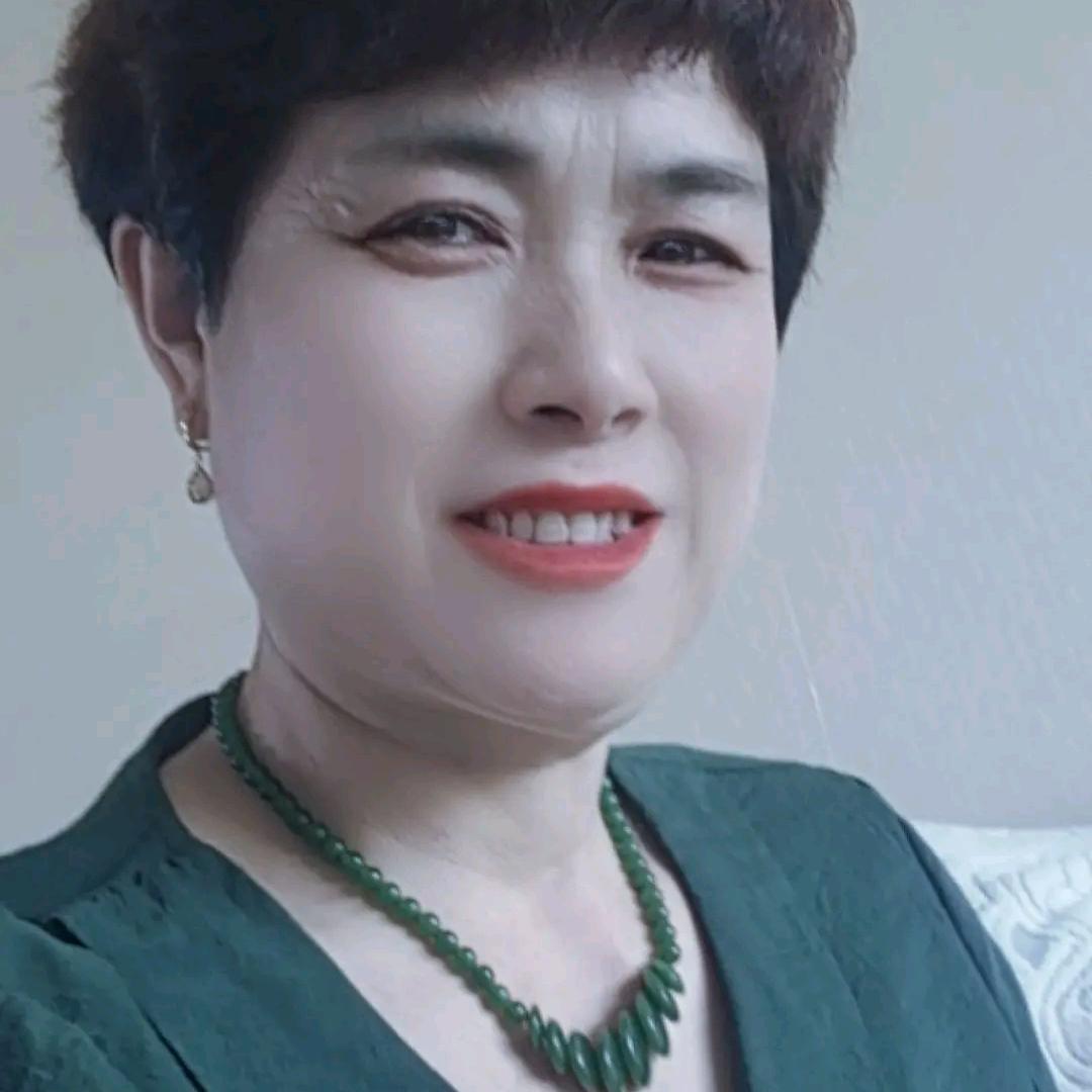 幸福安康的一家人