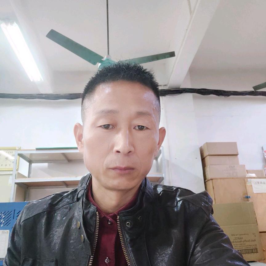 刘平