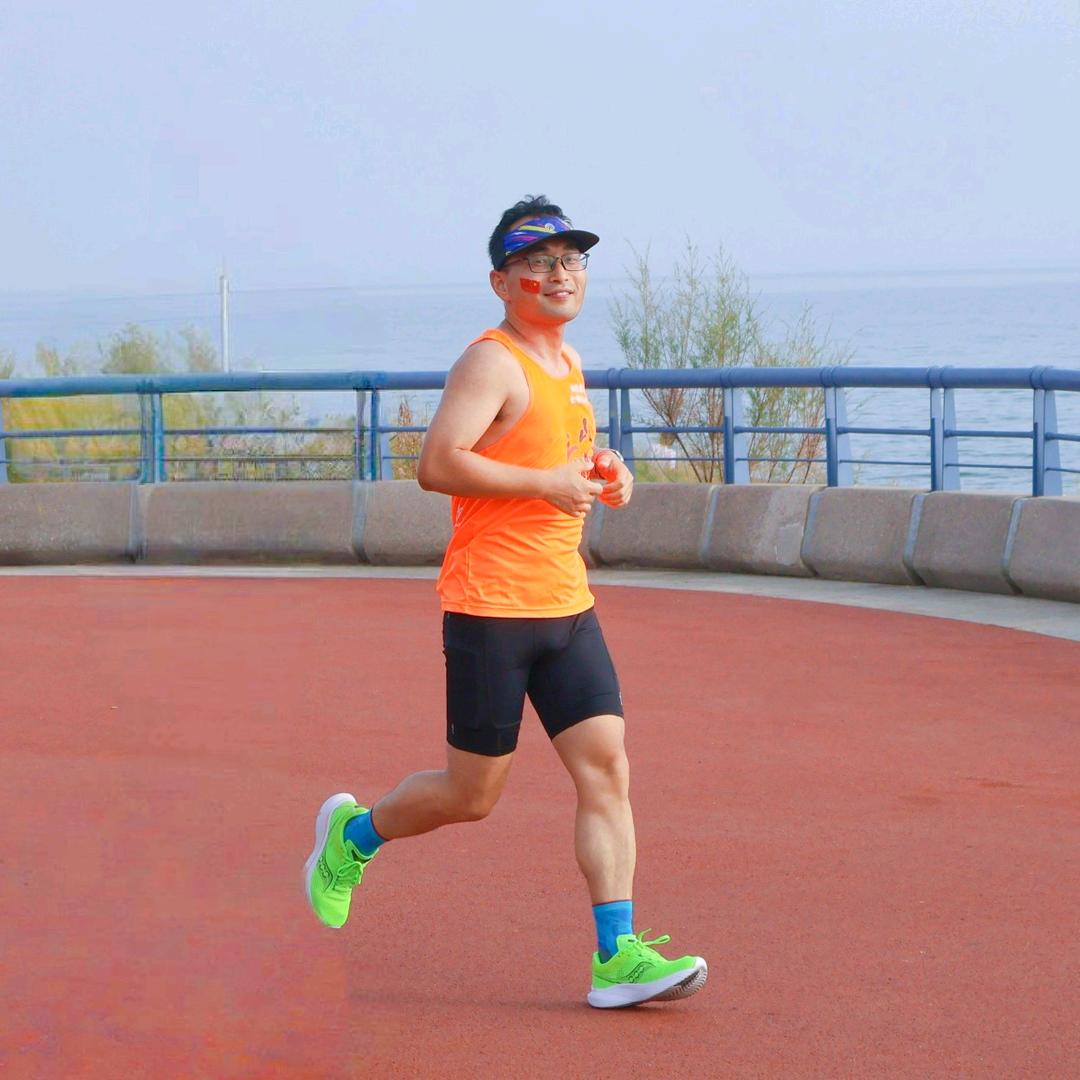 xiàn zhǎng 老赵