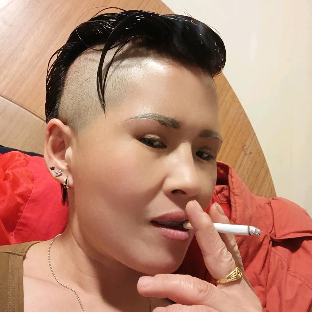 铁人强哥