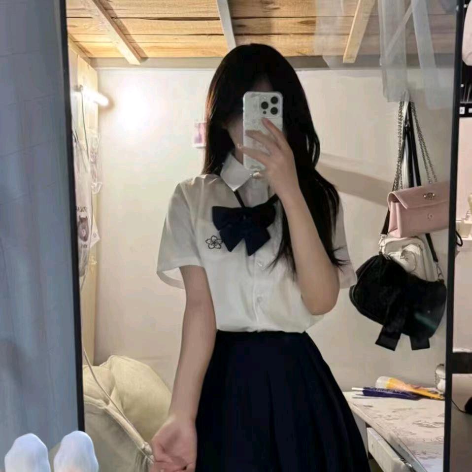 小雪=\ /