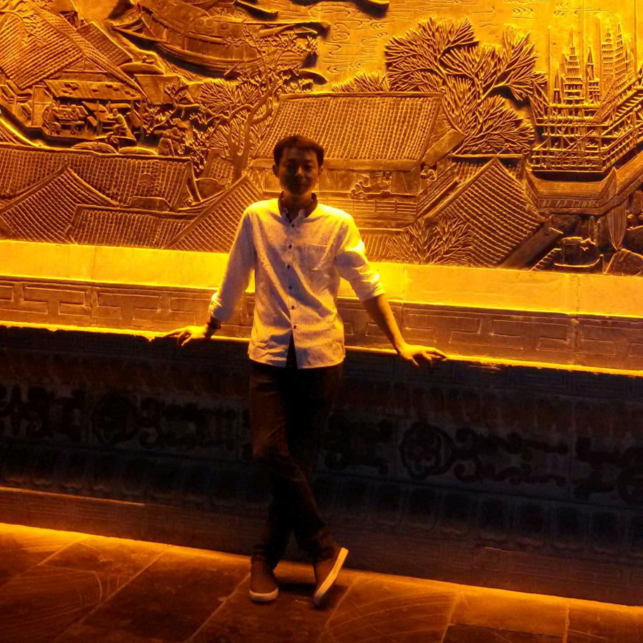 小尤