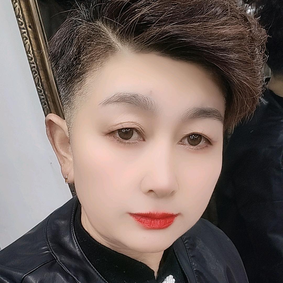 正午四季青服饰，中心街祝北20米路东