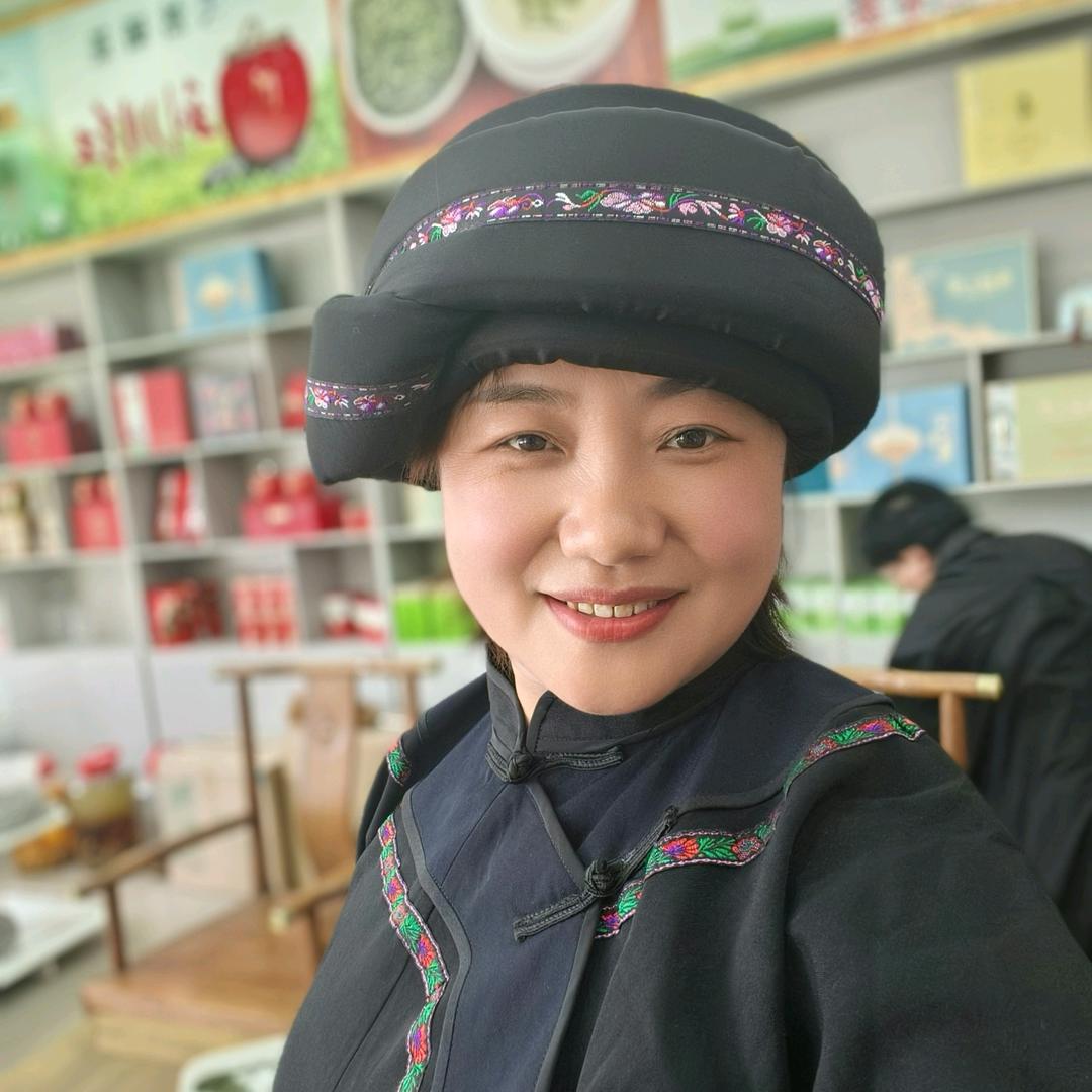 恩施何氏高山富硒茶