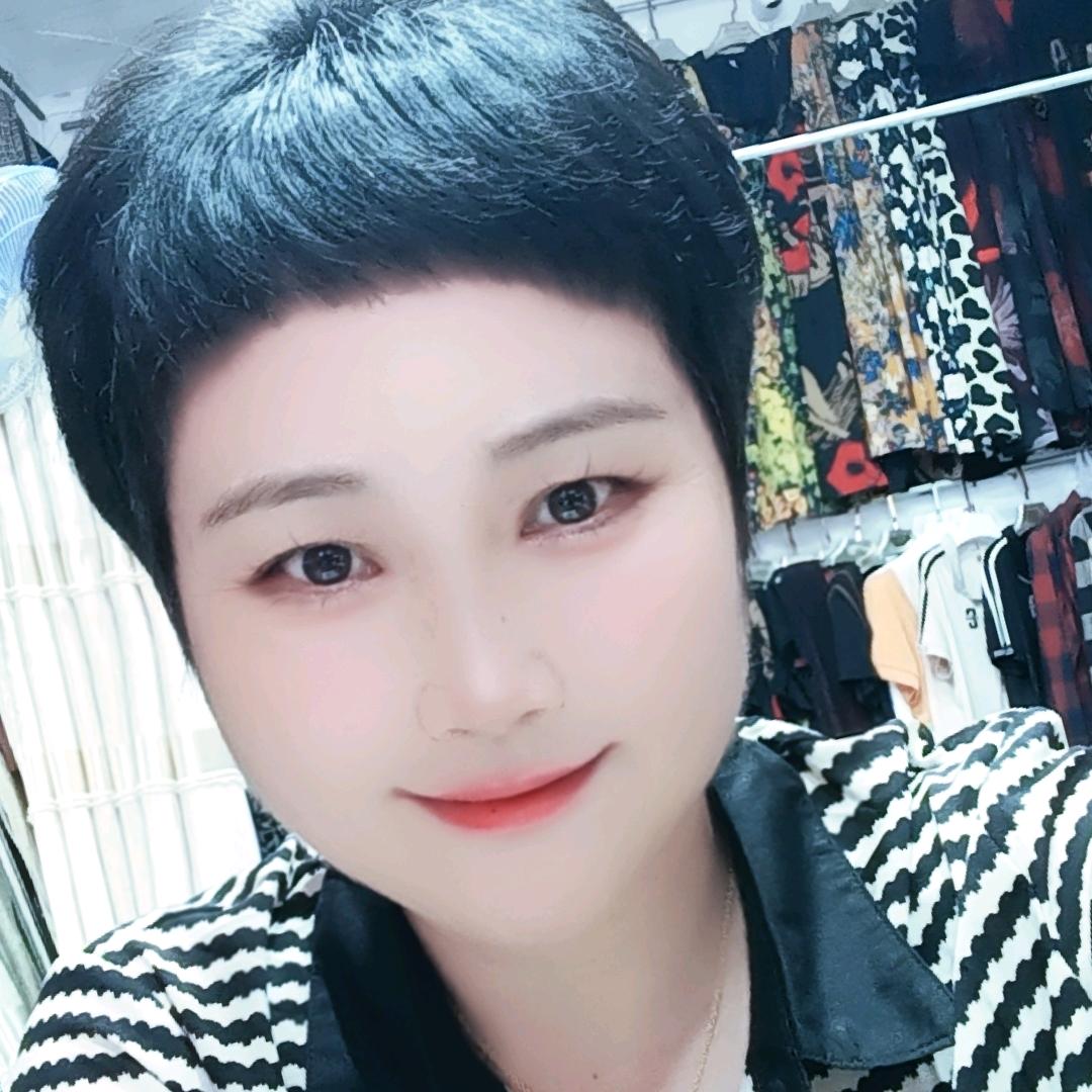 红玫女装