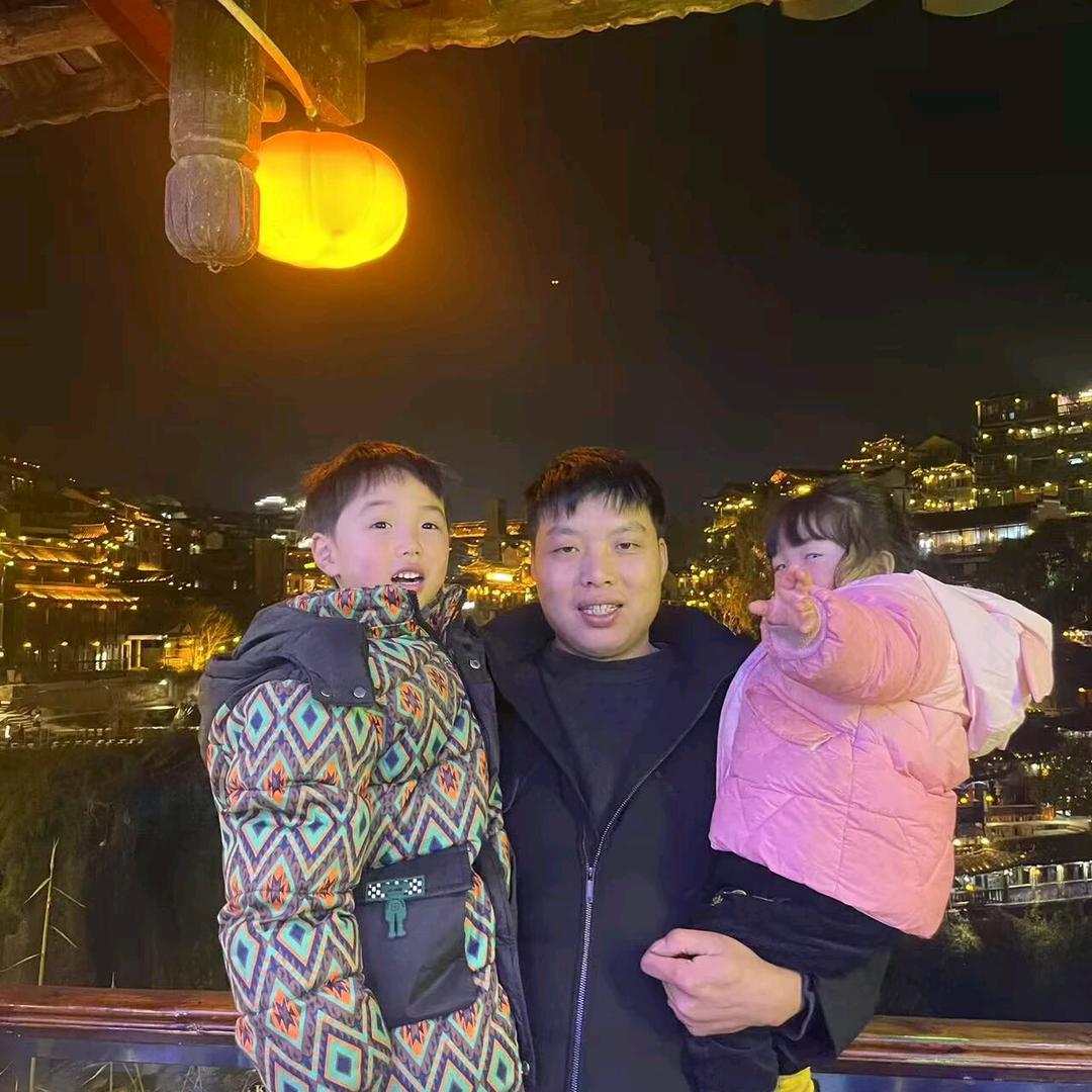 🚬᭄ℯ⃝沧桑ღꦿ꯭大叔᭄