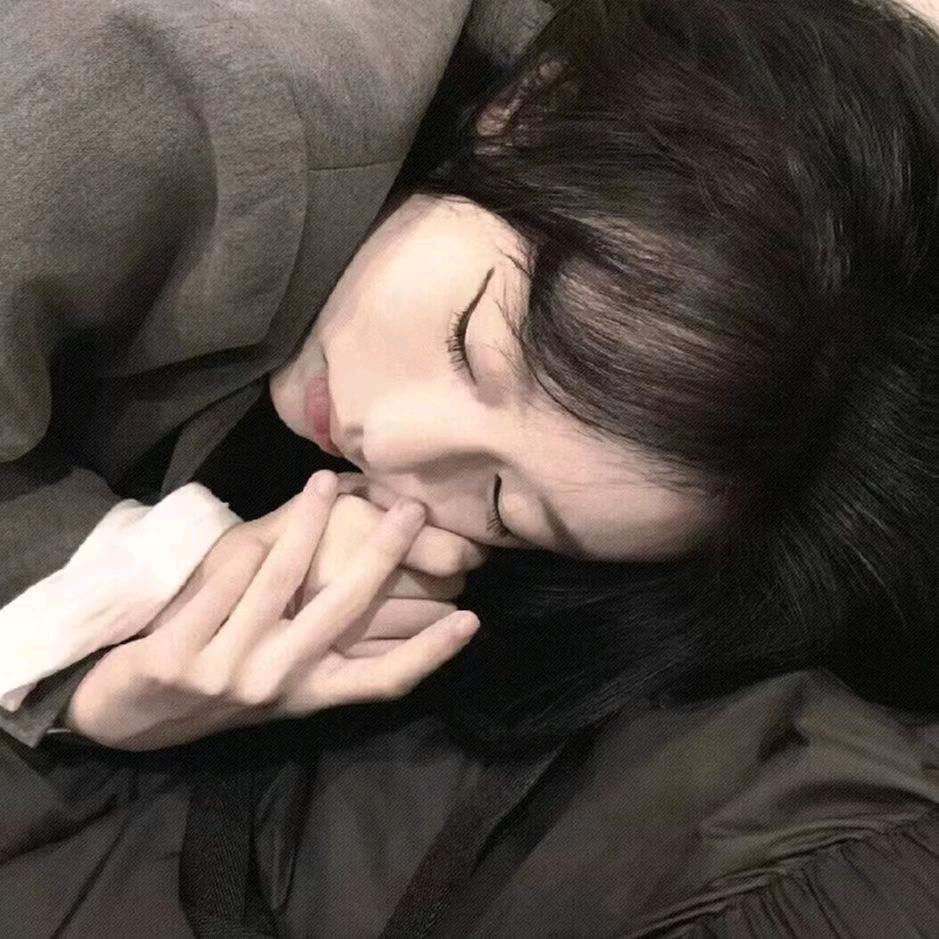 小小琪.