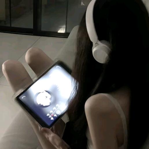 愛༂