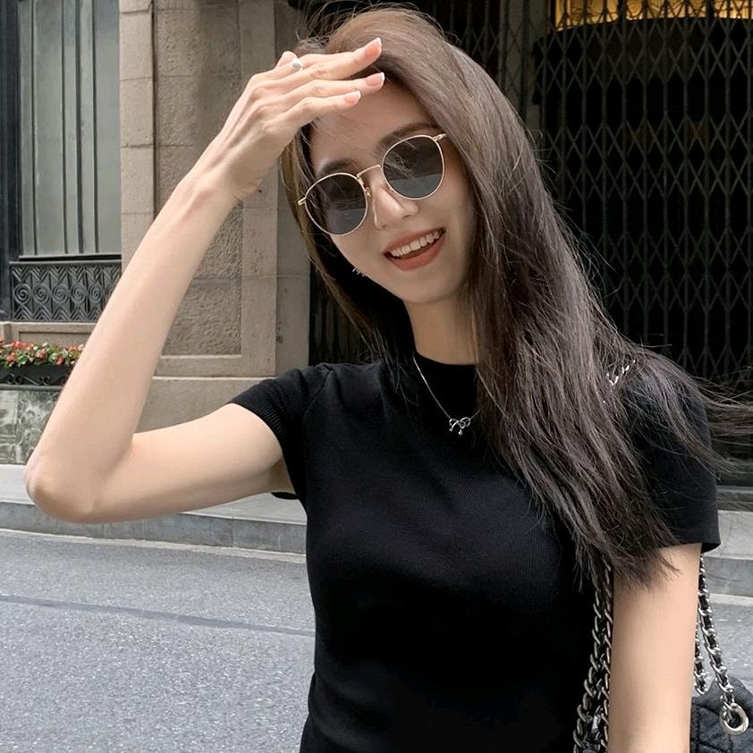 木头人儿内衣服饰工厂店