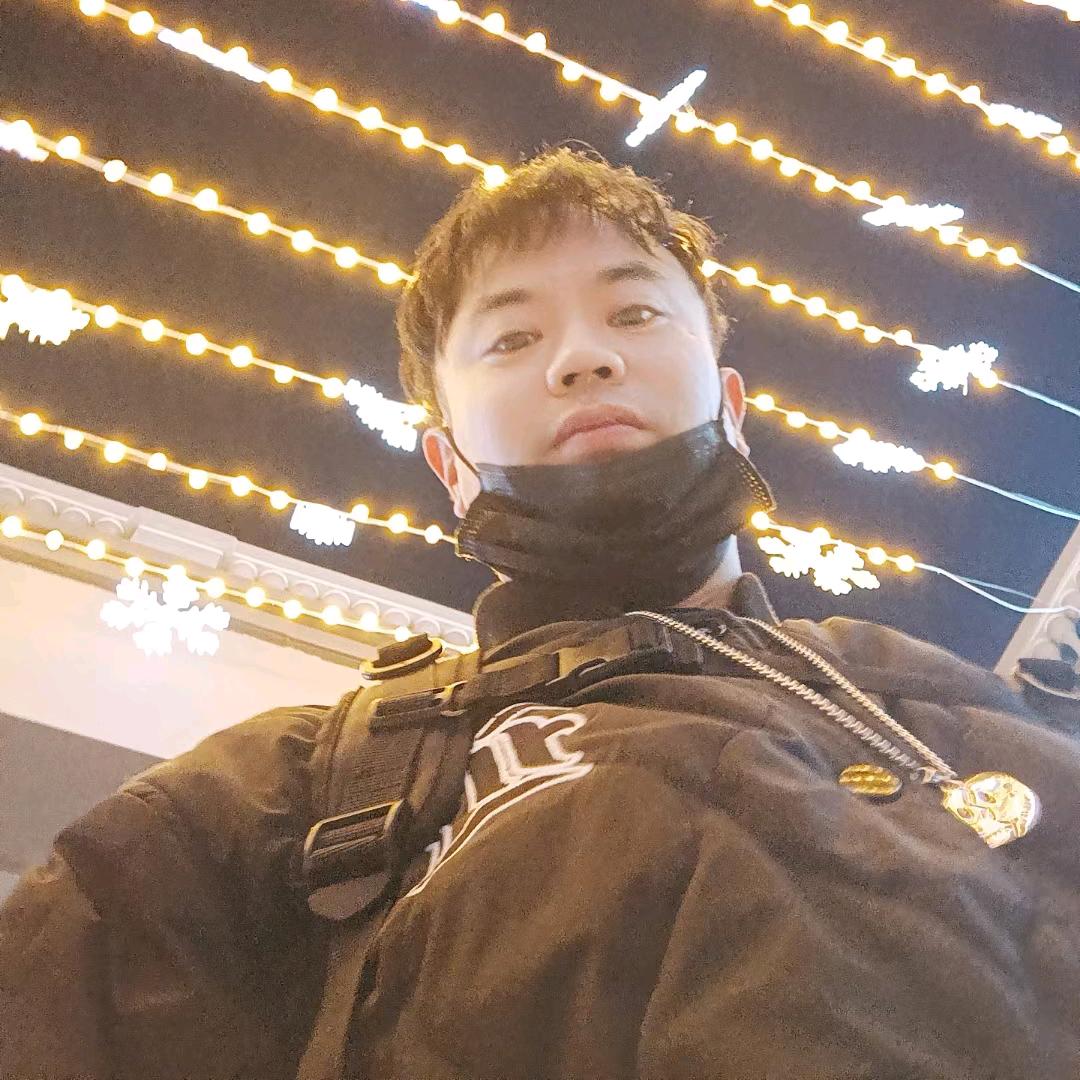 小七美妆（青青库厘）