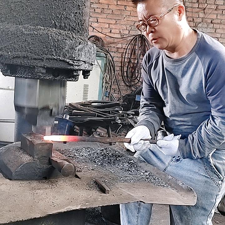 开远雄靖农具