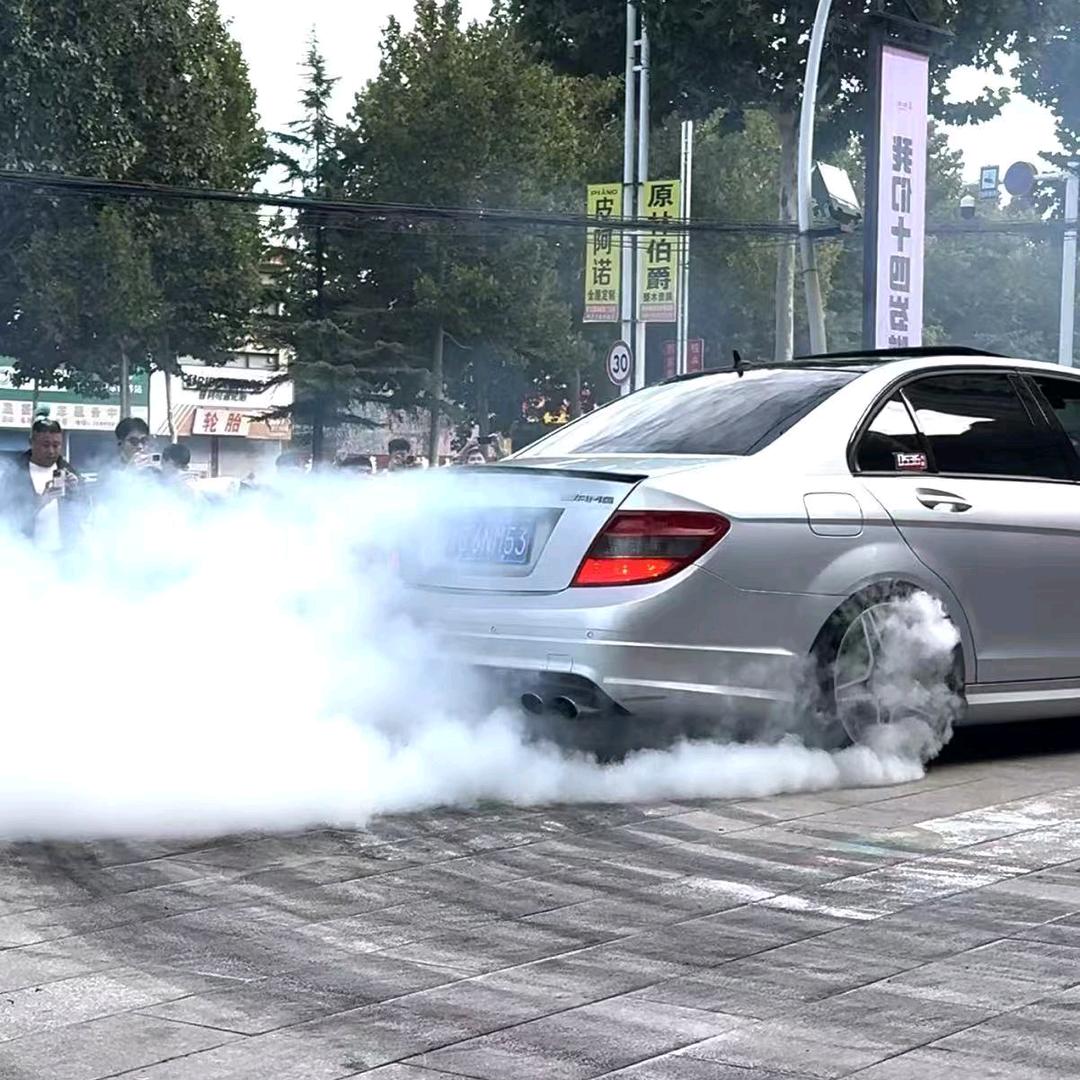 转不头晕的小胖