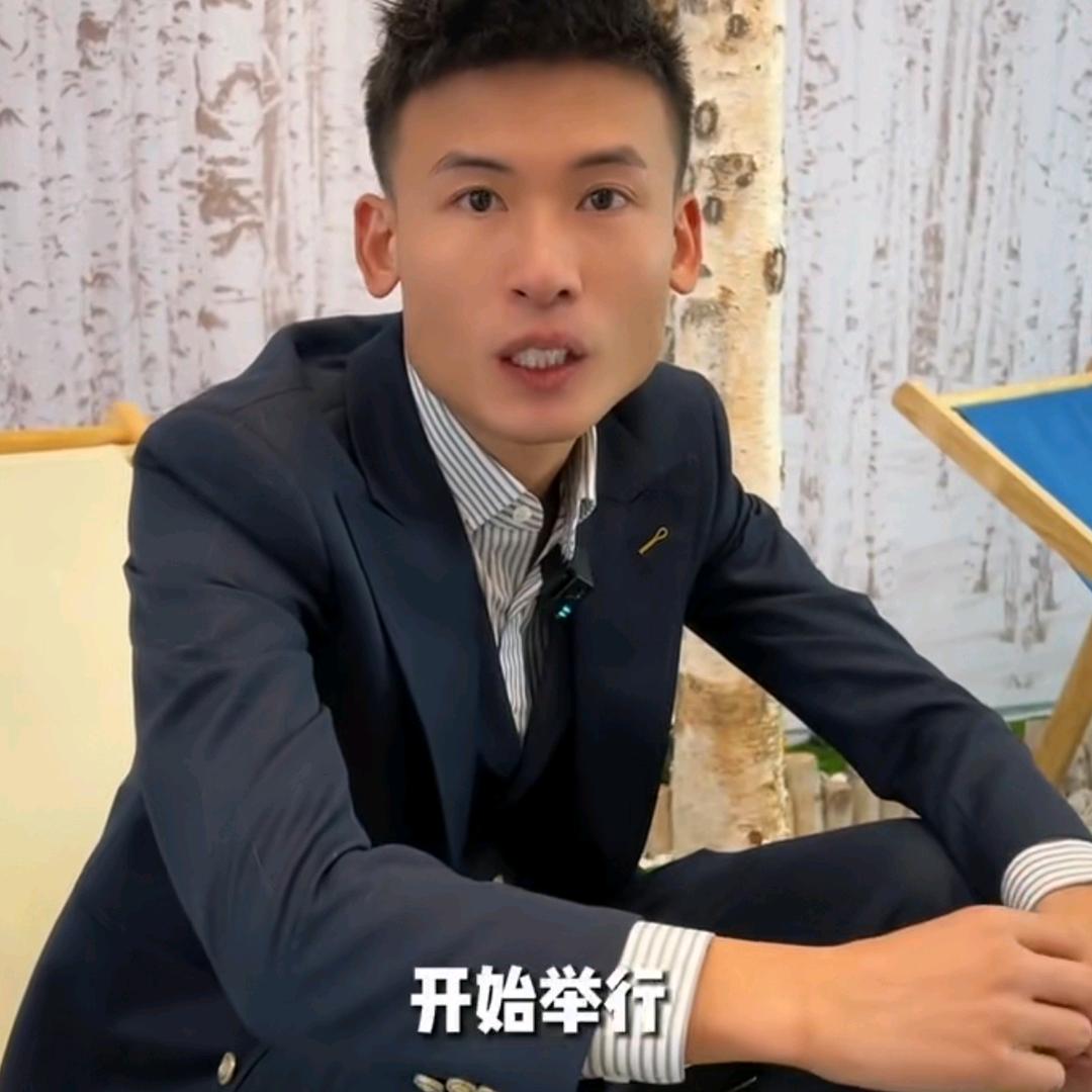 小亮