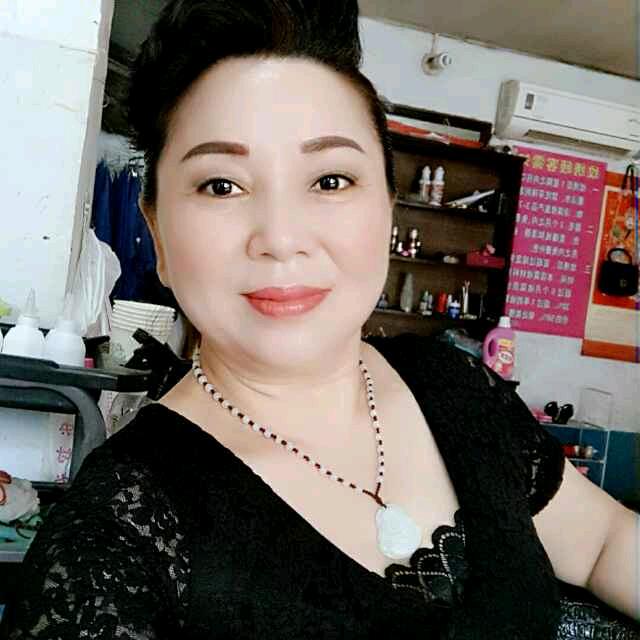 小九与花诗蕾