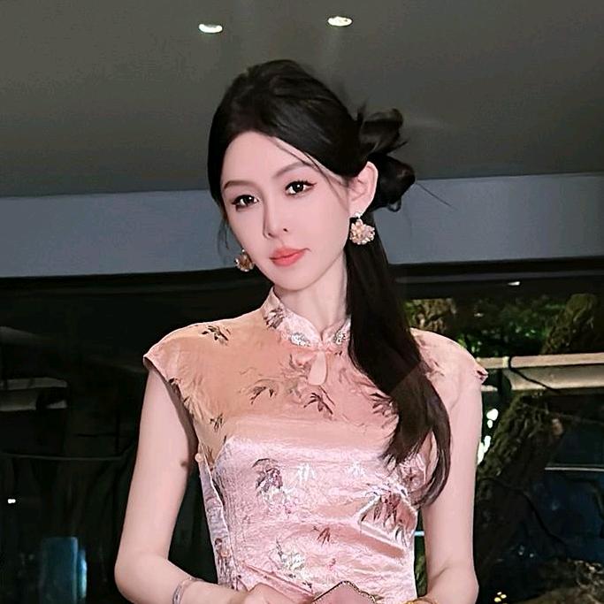 余潇潇💖高端女装