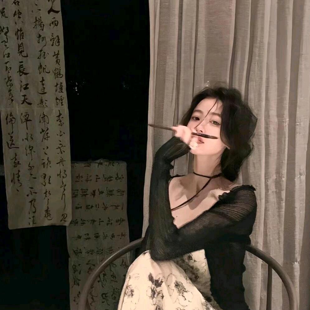 慕夏.
