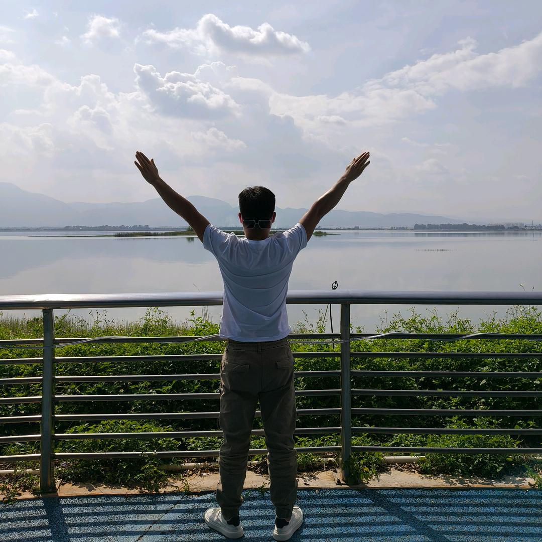 一只傻小周