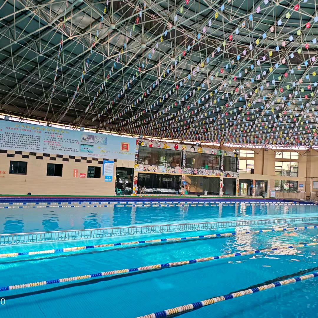 铜梁金龙游泳馆